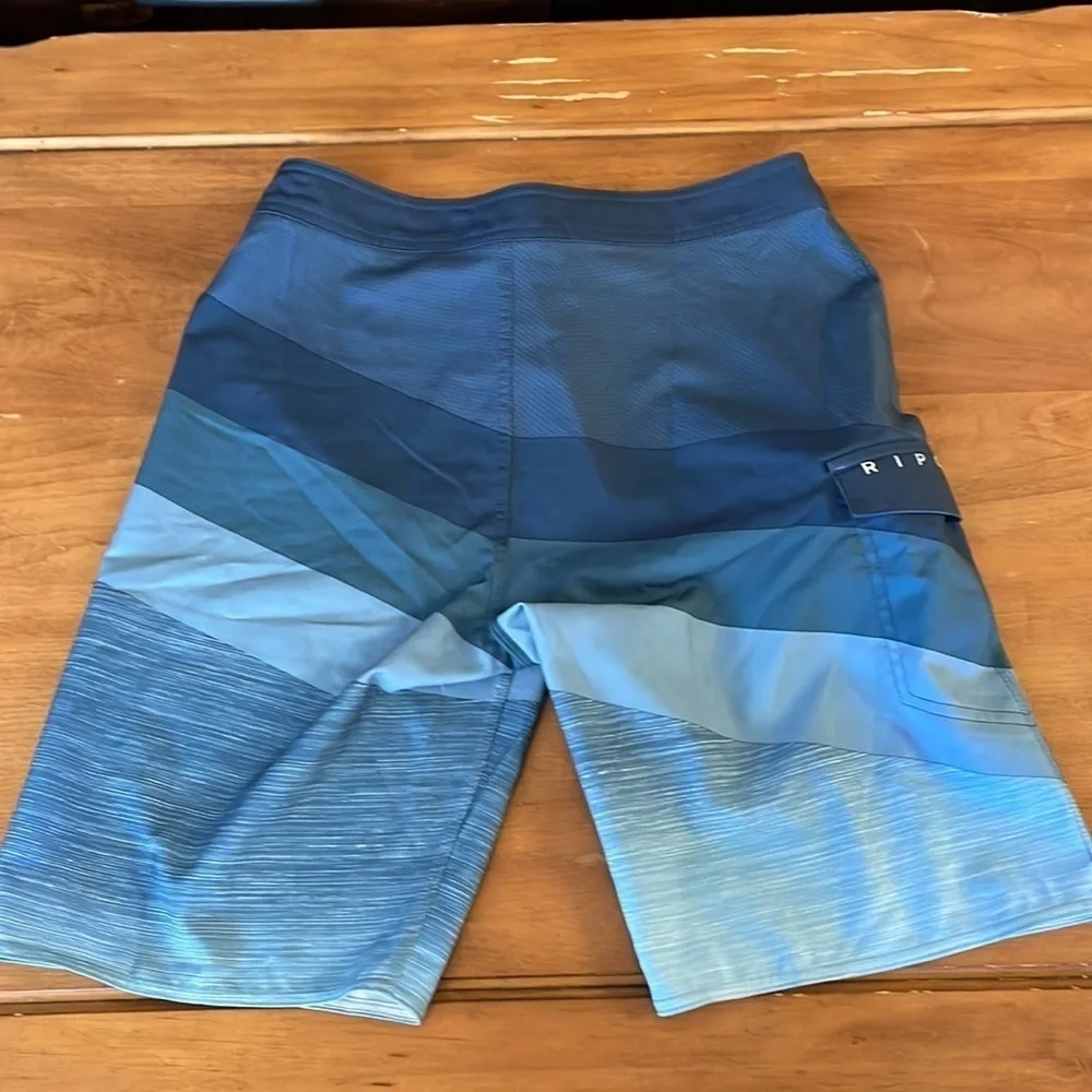 RIP Curl Board Shorts Size 31